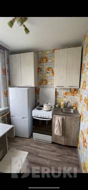 Сдам 1-комнатную квартиру в центре по людникова 12