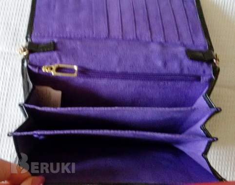 Сумка черная на кнопке и золотистой цепочке, новая 4