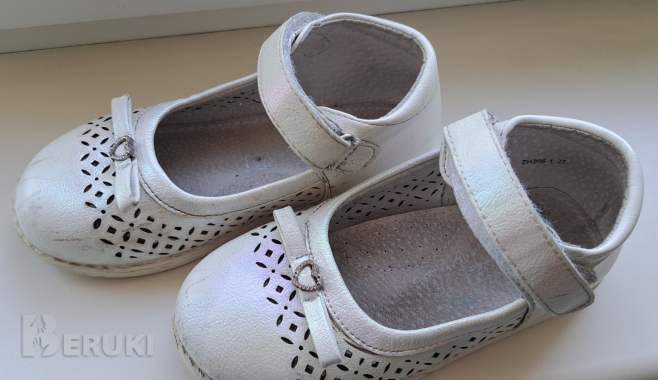 Туфли детские белые, р. 27, б. У 1
