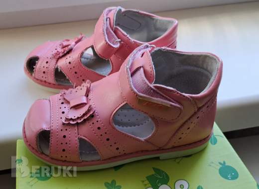 Босоножки розовые tip-top, р. 25, б. У 0