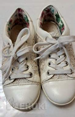 Кеды белые, р. 30, б. У в хорошем состоянии 2