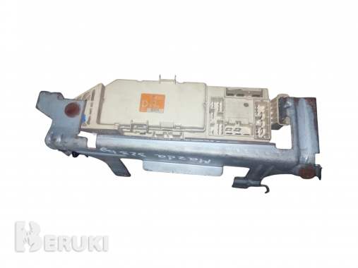 Блок предохранителей mazda 323 bg 1