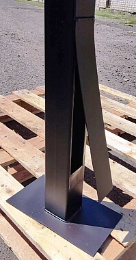 Стойка СЭ-1,8 для установки щитка учета электроэнергии 1