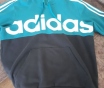 Толстовка adidas.
