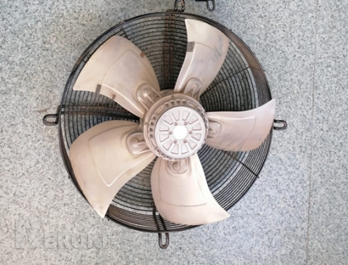 Вентилятор ebmpapst a4e500-ad03-01 осевой