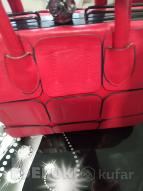 Красная сумка 1