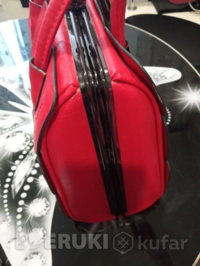 Красная сумка 2