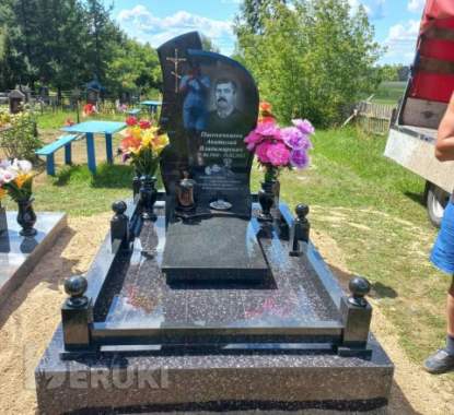 Памятники из гранита любой сложности в могилеве 3