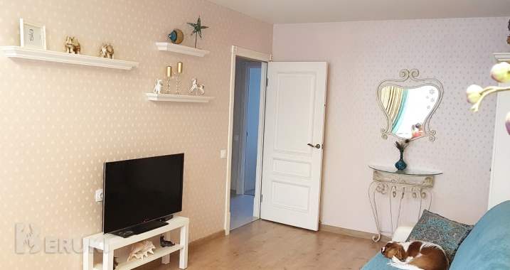 Полка декоративная 4