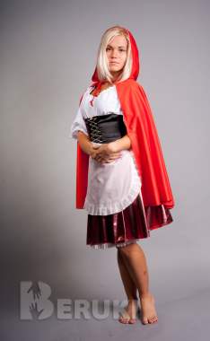 Услуги швеи. Костюм маскарада-поросенок,мальвина др 1