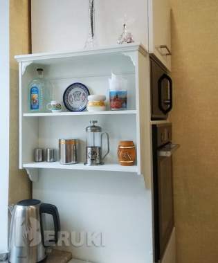 Полка настенная трёхъярусная 4