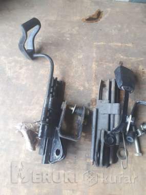 Салазки передних сидений ваз 2108-21099 в сборе. 1