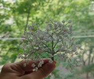 Куст из бисера