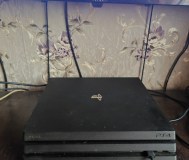 Приставка ps 4 pro.