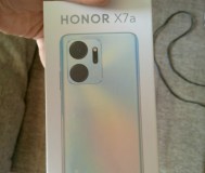 Продам телефон honor x7a полный комплект, коробка документы зарядка , из минусов