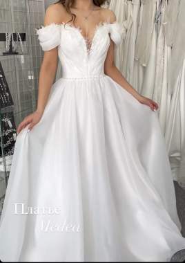 Свадебное платье 0