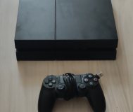 Play station 4 ,500 gb