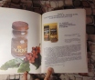 Книга все о напитках нугешиинвест 1993 год