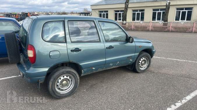 Легковой автомобиль chevrolet niva 0