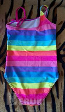 Купальник радужный на 4-6лет, новый 2