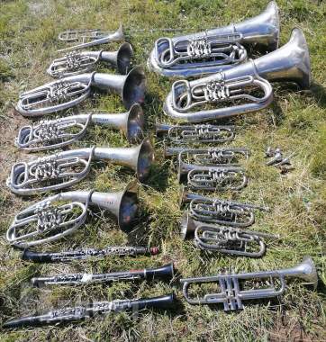 Духовые музыкальные инструменты (неисправные, набором) 0