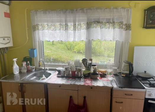 Продам полдома с участком 2