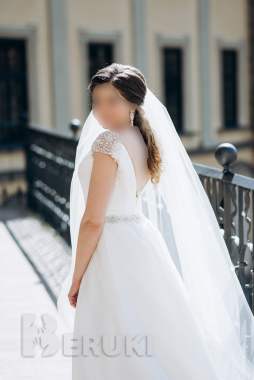 Свадебное платье pronovias оригинал, со шлейфом и кристаллами, после химчистки 2