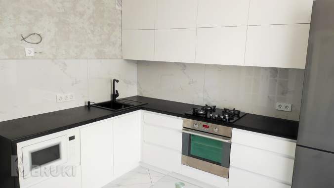 Сдам 3-х комнатную квартиру в аренду от 20 дней 17