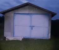 Передвижной гараж на металлическом каркасе
