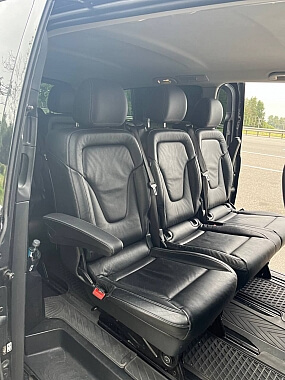 Предлагаем в прокат микроавтобусы, лимузины, представительские авто с водителем 4