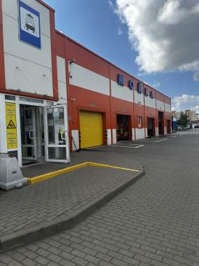 Требуется сотрудник. Мойщик легковых автомобилей.