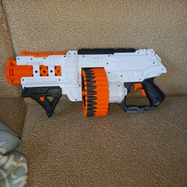 Новый, в хорошем состоянии, работает отлично