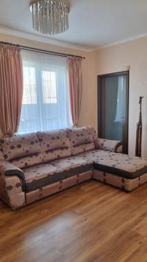 Продаю диван 1