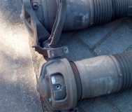 Пневмостойки задние VW