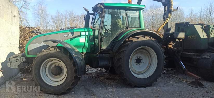 Продам трактор вальтра с дробилкой 1