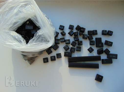 Кнопки для клавиатуры б/у, пакетик кнопок 1