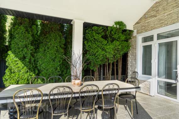 Viр-дом с бaнeй и бассейном «у агавы» 4