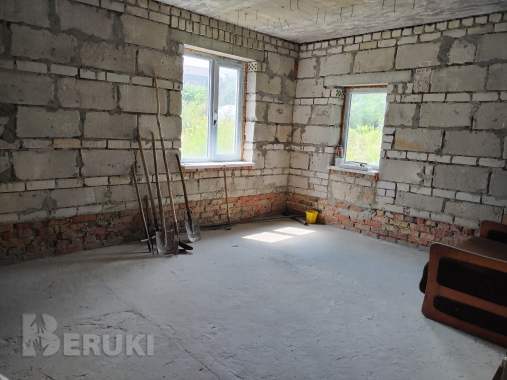 Продается двухэтажный кирпичный дом в живописном месте 6