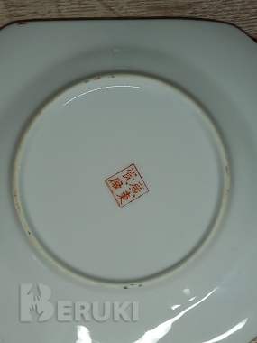 Декоративная тарелка 4