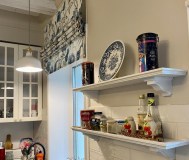 Полка настенная с консолями