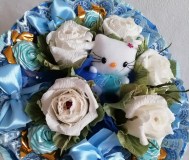 Букет из игрушек и конфет ручной работы