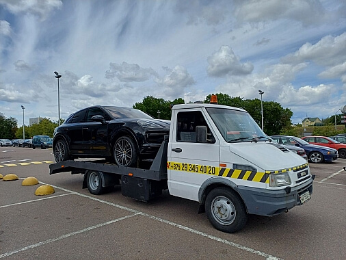 Эвакуатор в Минске. Доставка топлива, Зарядка аккумулятора 3