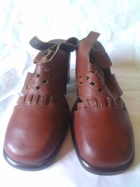 Босоножки. 0