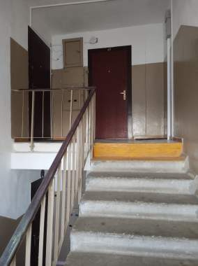 Продам светлую и уютную трёхкомнатную квартиру 8