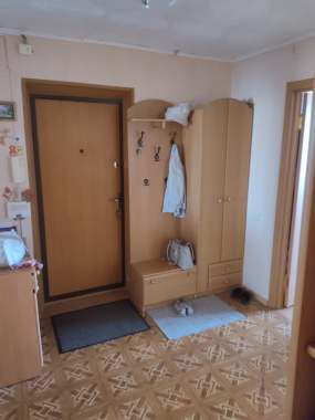 Продам светлую и уютную трёхкомнатную квартиру 9