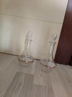 Графин 2 шт за все 18 руб, в отличном состоянии 0