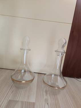 Графин 2 шт за все 18 руб, в отличном состоянии 1