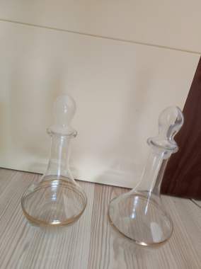Графин 2 шт за все 18 руб, в отличном состоянии 3