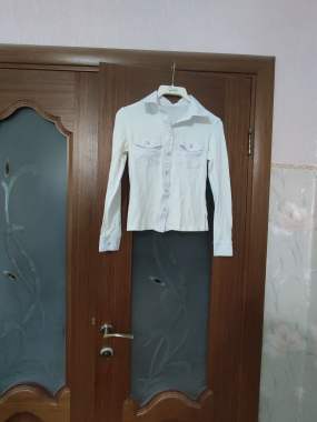 Кофта в хорошемсостоянии,отправлю почтой,размер 42 1