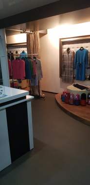 Продажа производственного помещения с магазином 3